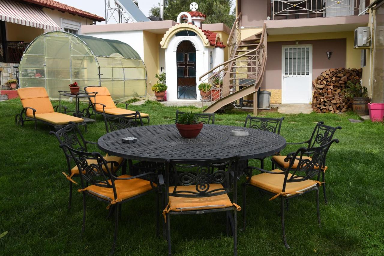 Summer Panorama First Floor Studio Епаноми Екстериор снимка
